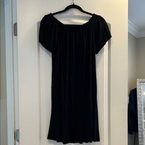 Women’s Black Off-Shoulder Dress